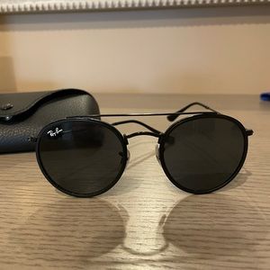 Rayban sunglasses - excellent like new condition!